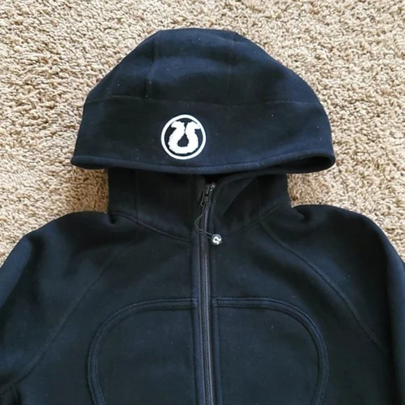 Lululemon Black Scuba Hoodie w/ white logo, printed on Back Size 6 - Picture 5 of 11